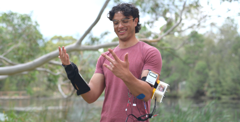 Auto-Paizo Games: Towards Understanding the Design of Games That Aim to Unify a Player’s Physical Body and the Virtual World